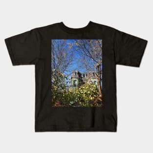 Old House in Columbus, Ohio Kids T-Shirt